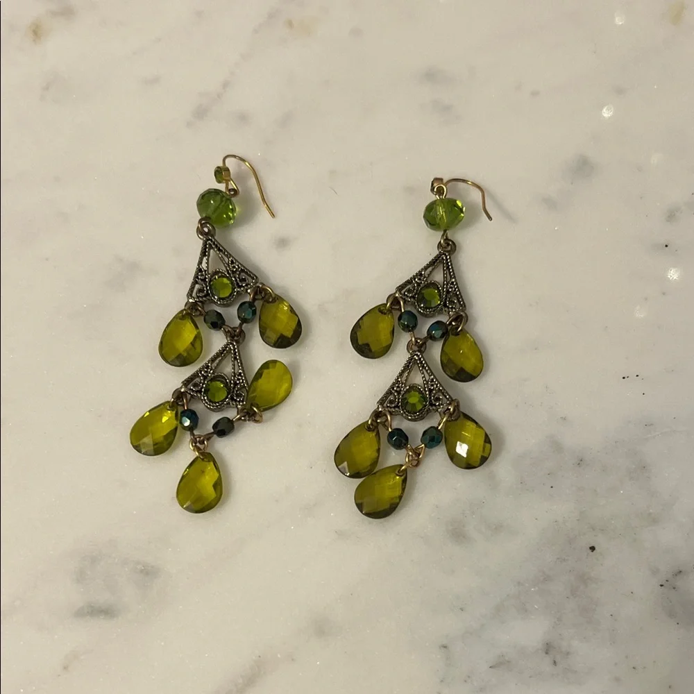 Elegant Green Dangle Earrings